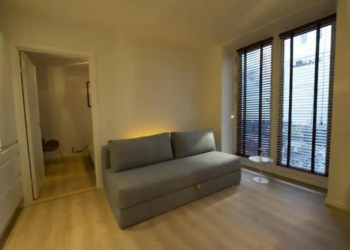 Cozy And Silent Ground Floor Apartment